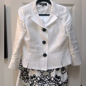 KASPER White with Black Trim Suit Jacket with Skirt Size 12
